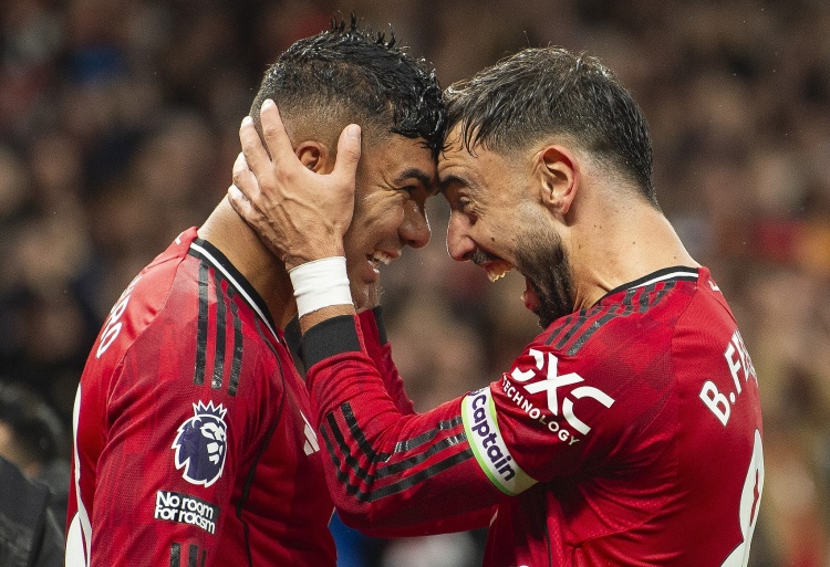 朗斯回应对巴黎比赛延期：尽管不同意，仍以负责的态度接受此决定